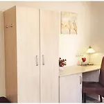 & Old Town 10 Min Walk 24-hours Front Desk ヴィリニュス