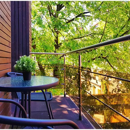 Апарт-отель & Old Town 10 Min Walk 24-hours Front Desk