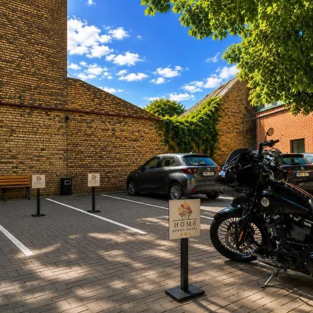 & Old Town 10 Min Walk 24-hours Front Desk Vilnius