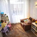 & Old Town 10 Min Walk 24-hours Front Desk Апарт-отель 3*