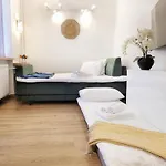 & Old Town 10 Min Walk 24-hours Front Desk 3* Vilnius